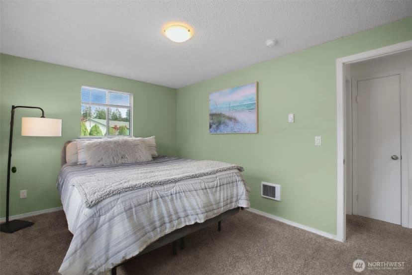 Property photo for 3000 Ruby Court Se, Port Orchard photo 18