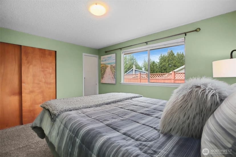 Property photo for 3000 Ruby Court Se, Port Orchard photo 17