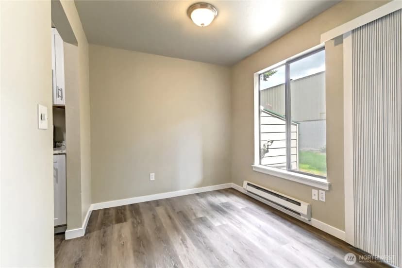 Property photo for 1102 8th Street Ne #6, Auburn photo 7