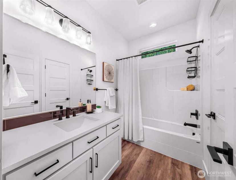 Property photo for 417 274th Street Ne, Arlington photo 31
