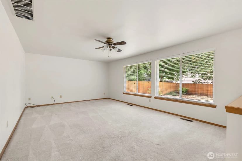 Property photo for 7206 93rd Avenue Ct, Lakewood photo 13
