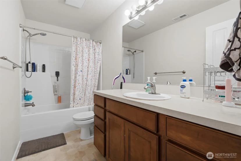 Property photo for 4589 Strathmore Circle Sw, Port Orchard photo 21