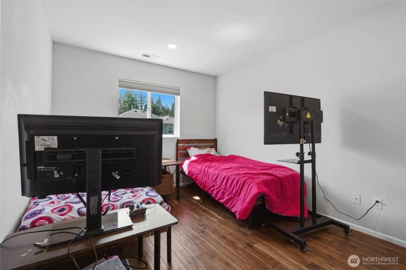 Property photo for 4589 Strathmore Circle Sw, Port Orchard photo 24