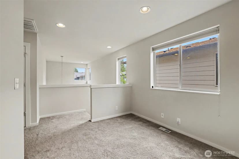 Property photo for 17511 92nd Place Ne, Bothell photo 18