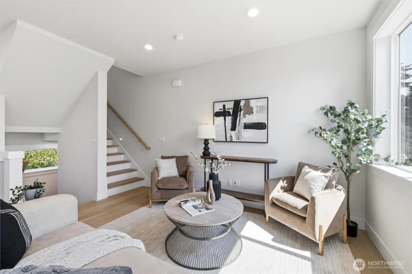 Property photo for 8815 Densmore Avenue N #b, Seattle photo 8