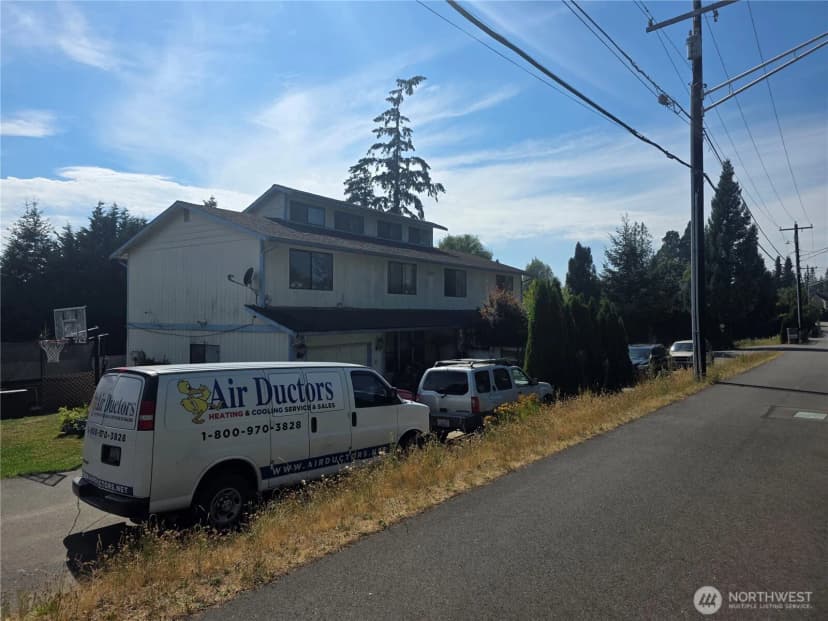 Property photo for 5620 61st Street Ne #a & B, Marysville photo 4