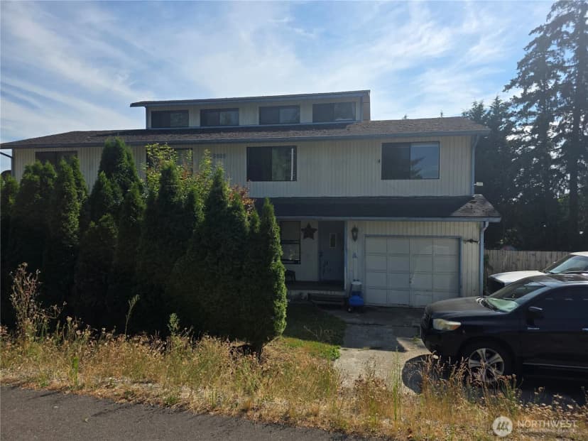 Property photo for 5620 61st Street Ne #a & B, Marysville photo 2
