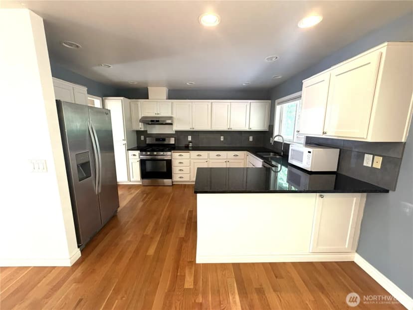Property photo for 4123 143rd Street Nw, Marysville photo 6