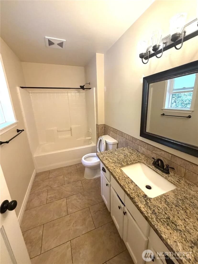 Property photo for 4123 143rd Street Nw, Marysville photo 9