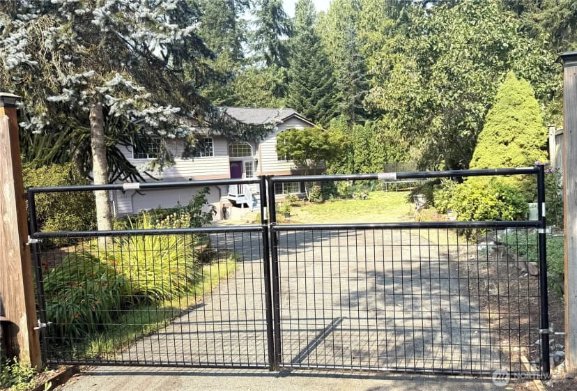 Property photo for 4123 143rd Street Nw, Marysville photo 20
