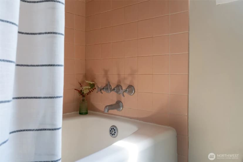 Property photo for 4569 Point White Drive Ne, Bainbridge Island photo 17