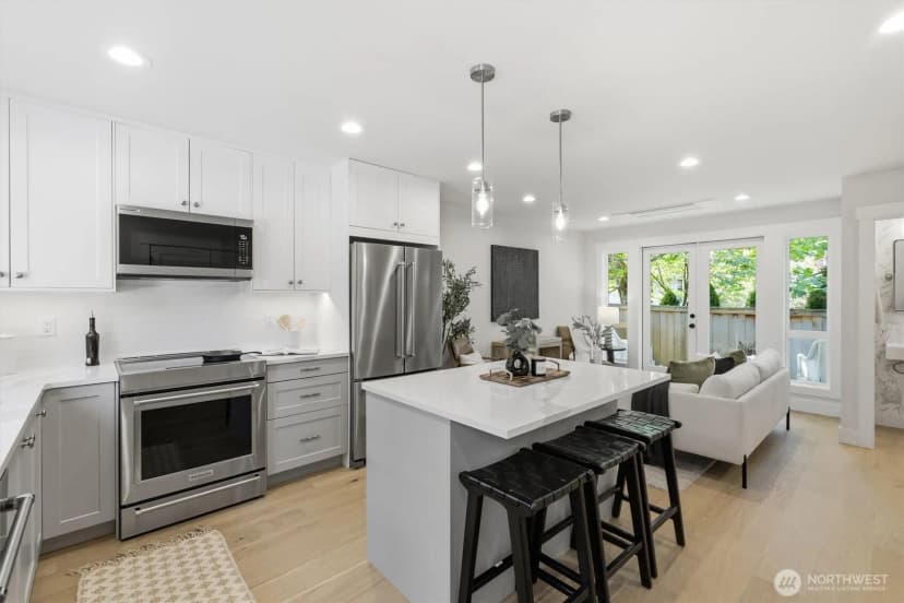 Property photo for 8817 Densmore Avenue N, Seattle photo 8