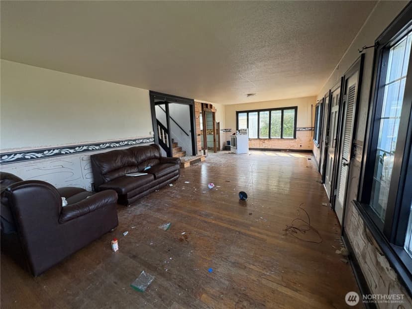 Property photo for 2571 Rainier Avenue, Everett photo 7