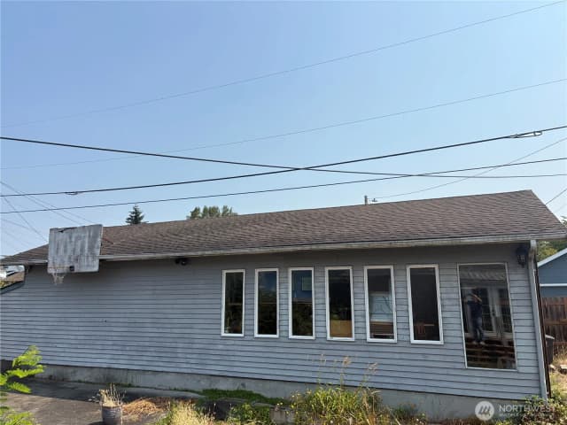 Property photo for 2571 Rainier Avenue, Everett photo 5