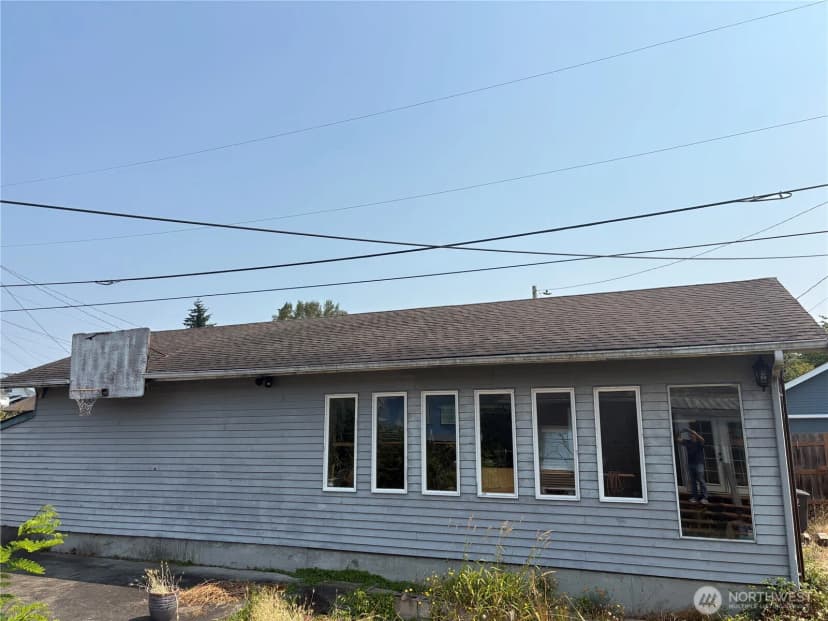 Property photo for 2571 Rainier Avenue, Everett photo 5