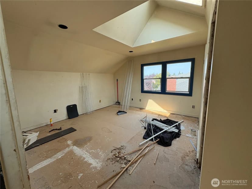 Property photo for 2571 Rainier Avenue, Everett photo 12