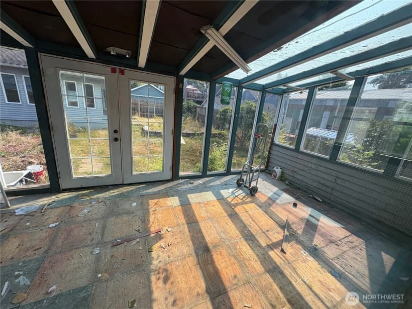 Property photo for 2571 Rainier Avenue, Everett photo 14