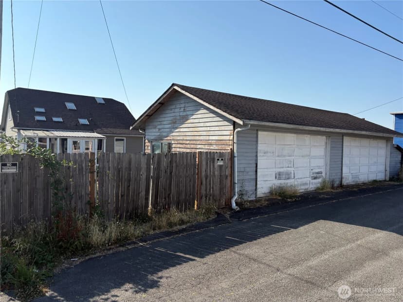 Property photo for 2571 Rainier Avenue, Everett photo 4