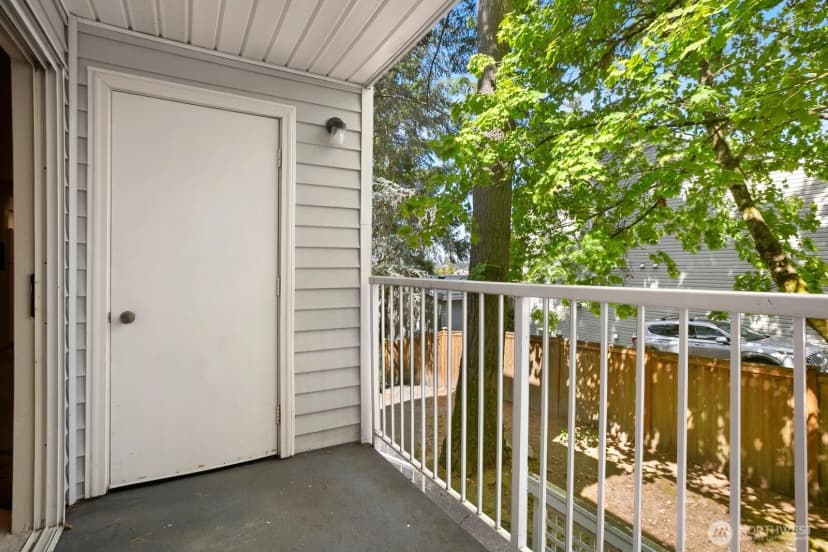 Property photo for 4106 Factoria Boulevard Se #213, Bellevue photo 22