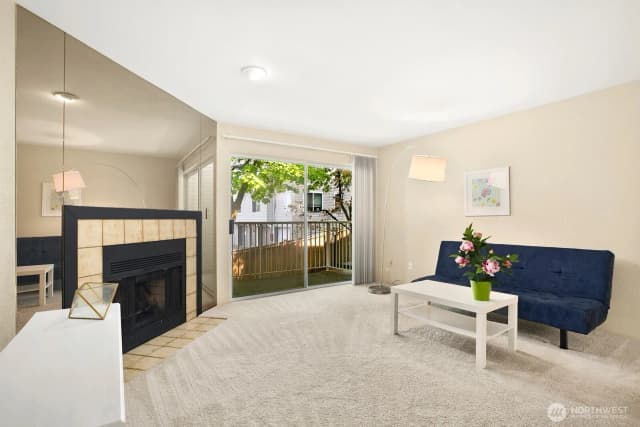 Property photo for 4106 Factoria Boulevard Se #213, Bellevue photo 4