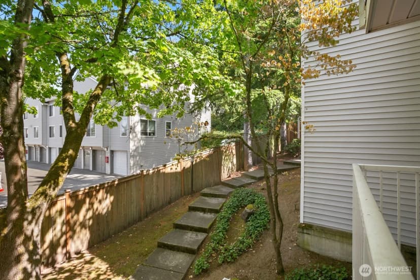 Property photo for 4106 Factoria Boulevard Se #213, Bellevue photo 23