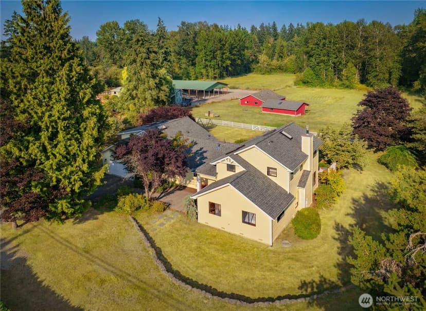 Property photo for 19303 Broadway Avenue, Snohomish photo 36