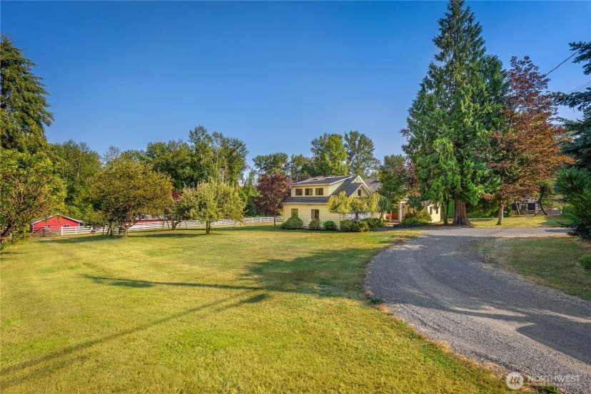 Property photo for 19303 Broadway Avenue, Snohomish