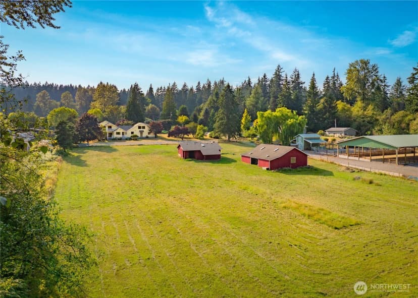 Property photo for 19303 Broadway Avenue, Snohomish photo 30