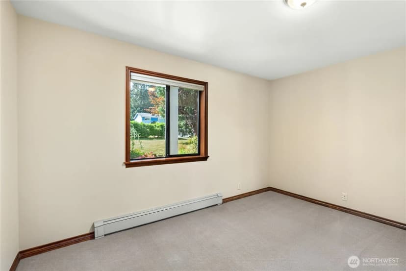 Property photo for 19303 Broadway Avenue, Snohomish photo 24