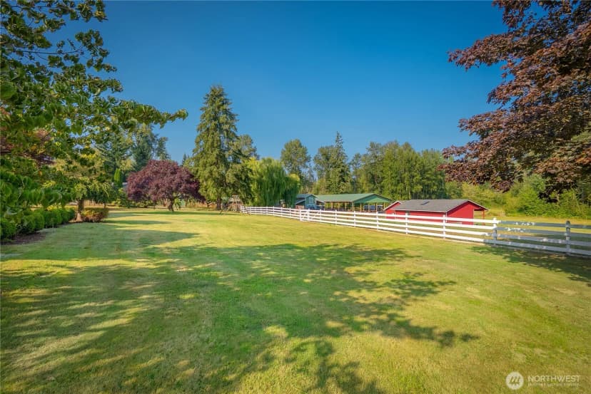 Property photo for 19303 Broadway Avenue, Snohomish photo 40