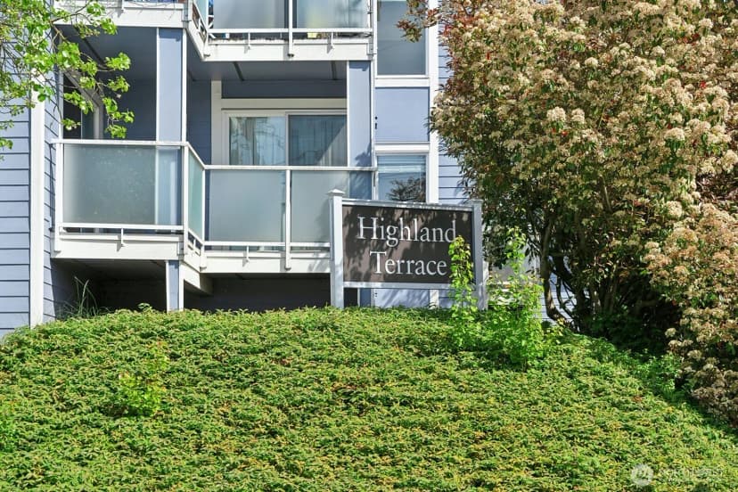 Property photo for 8812 20th Avenue Ne #a302, Seattle photo 17