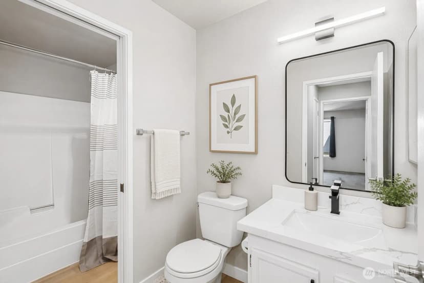 Property photo for 8812 20th Avenue Ne #a302, Seattle photo 15