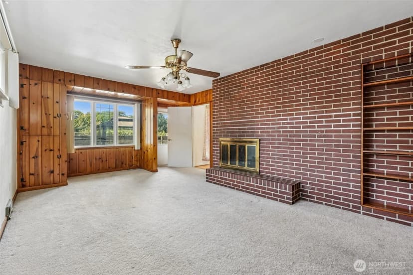 Property photo for 2219 Ocean Beach Highway, Longview photo 8