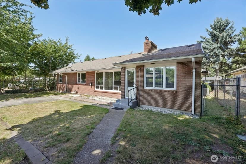 Property photo for 2219 Ocean Beach Highway, Longview photo 5