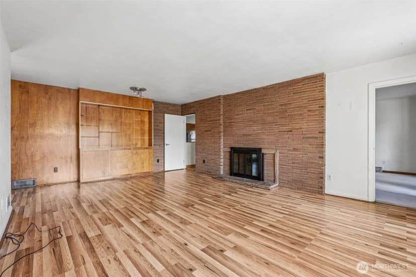 Property photo for 2219 Ocean Beach Highway, Longview photo 11