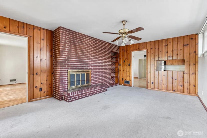 Property photo for 2219 Ocean Beach Highway, Longview photo 9
