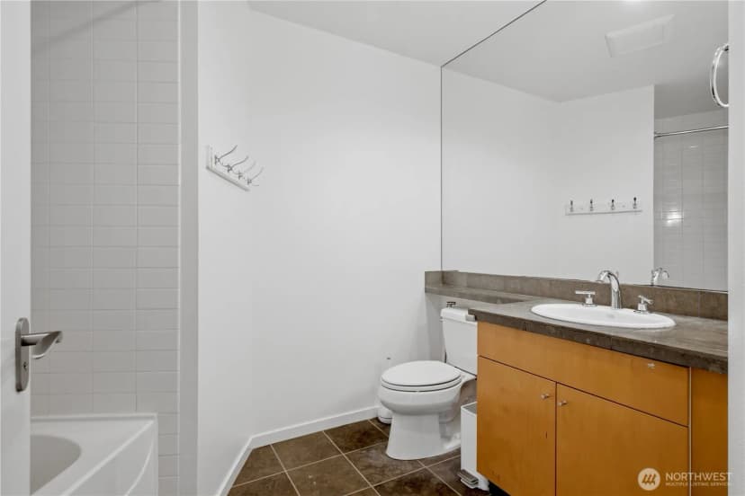 Property photo for 1188 106th Avenue Ne #324, Bellevue photo 16