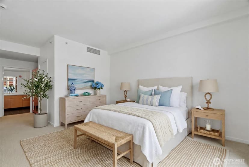 Property photo for 1188 106th Avenue Ne #324, Bellevue photo 11