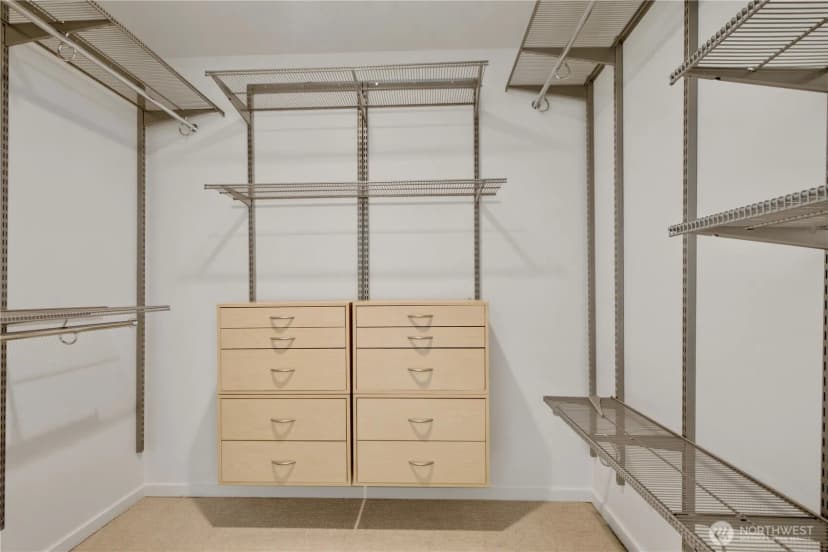 Property photo for 1188 106th Avenue Ne #324, Bellevue photo 17