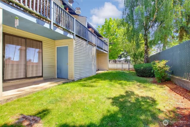 Property photo for 1313 W James Street #2, Kent