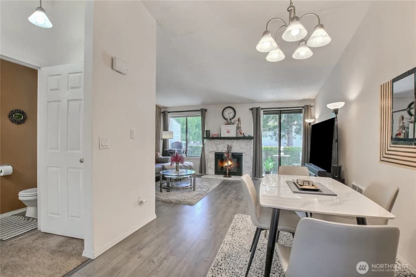 Property photo for 1313 W James Street #2, Kent photo 6