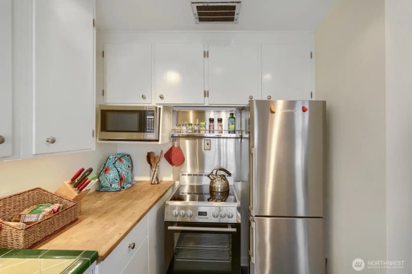Property photo for 503 B E Harrison Street, Seattle photo 20