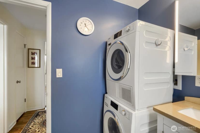 Property photo for 503 B E Harrison Street, Seattle photo 27