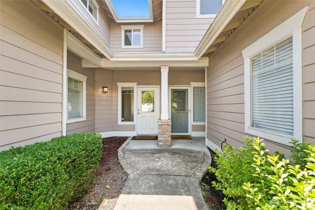 Property photo for 10700 Se 260th Street #h102, Kent photo 2