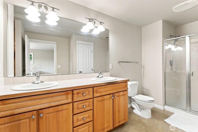 Property photo for 10700 Se 260th Street #h102, Kent photo 25
