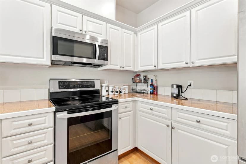 Property photo for 10700 Se 260th Street #h102, Kent photo 14