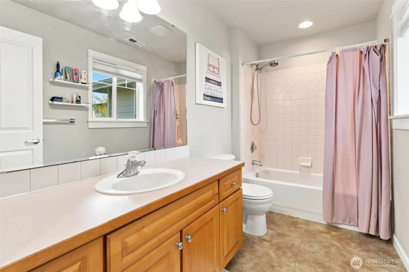 Property photo for 10700 Se 260th Street #h102, Kent photo 31