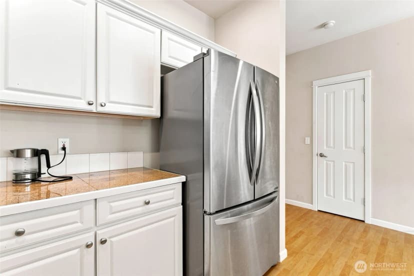 Property photo for 10700 Se 260th Street #h102, Kent photo 16