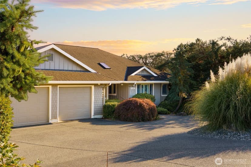 Property photo for 6404 Warren Street, Anacortes photo 7