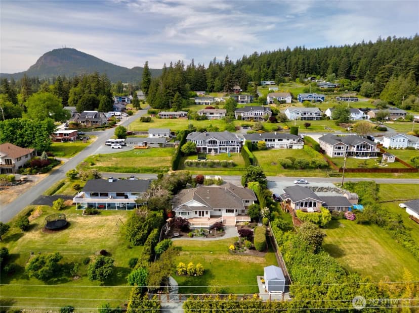 Property photo for 6404 Warren Street, Anacortes photo 29